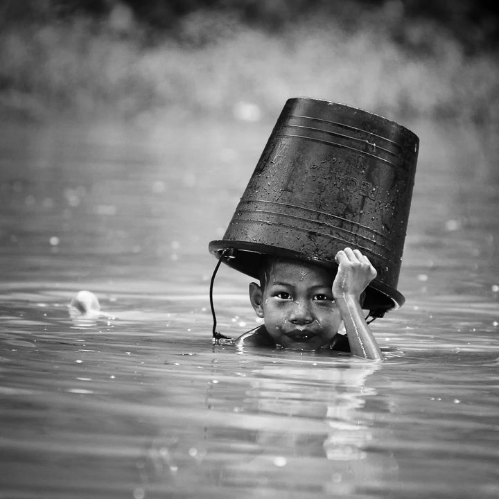 Poster - Bucket